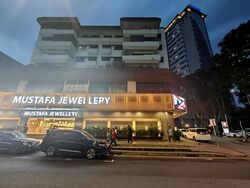 City Square Residences (D8), Retail #450994861